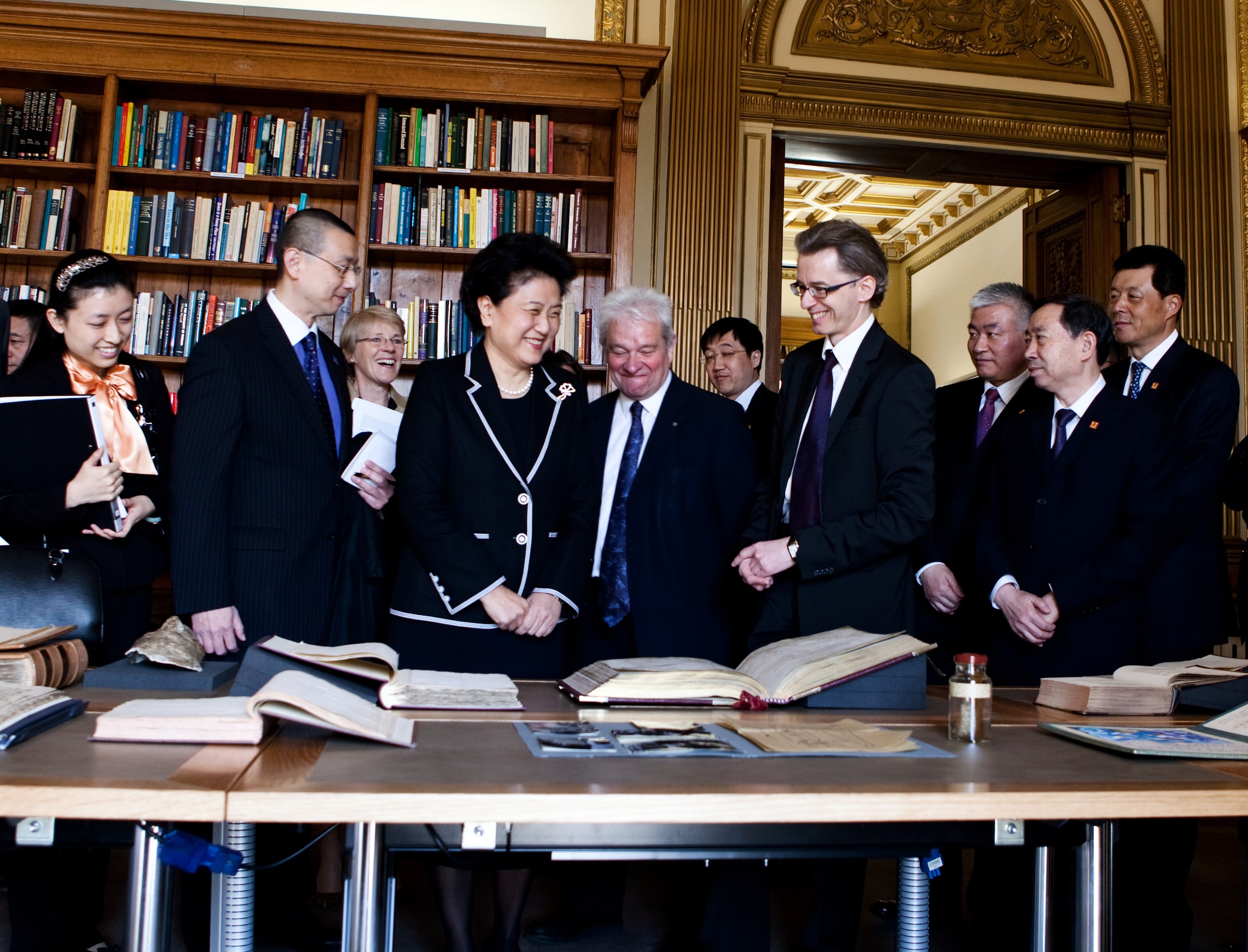 Liu Yandong visits the Royal Society in 2013
