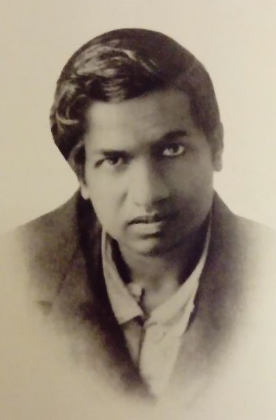 Passport photograph of Srinivasa Ramanujan