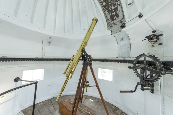The cupola at Kew Observatory - picture used by kind permission of Robbie Brothers