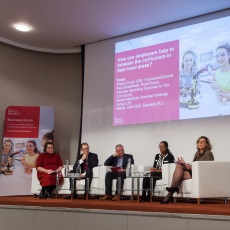 Forum panel