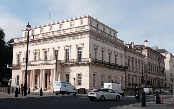The Athenaeum, Travellers and Reform Clubs