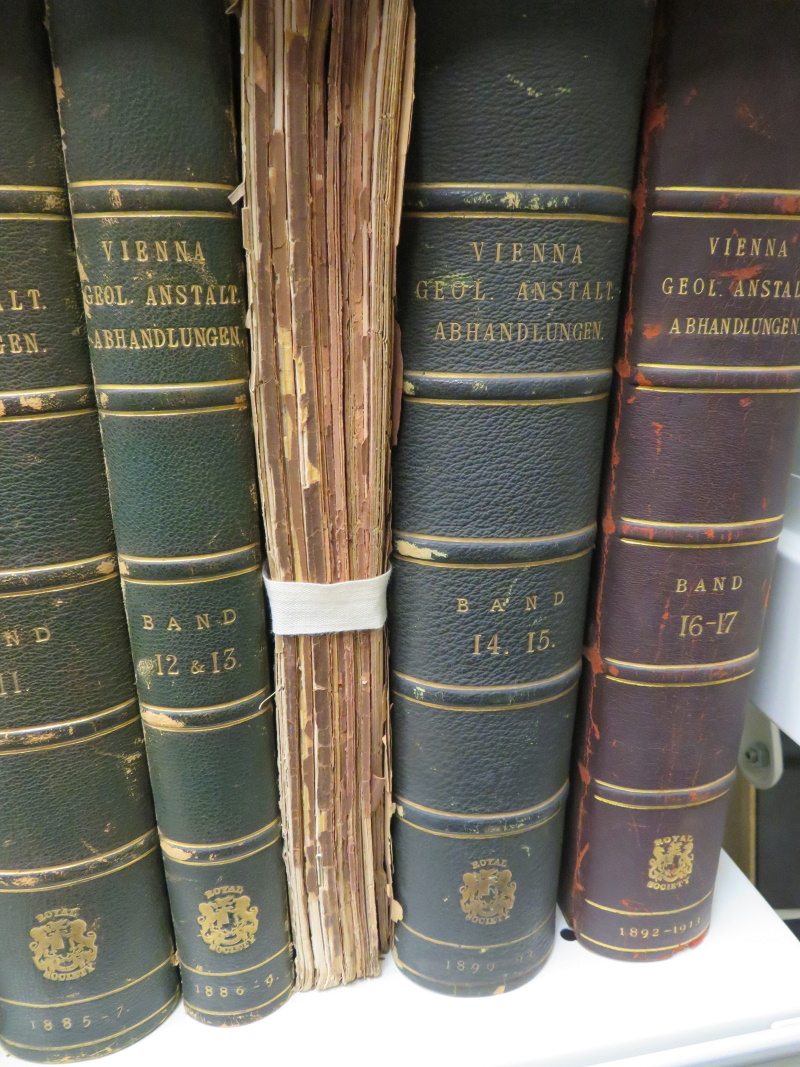 Bound and unbound periodicals in the Royal Society Library