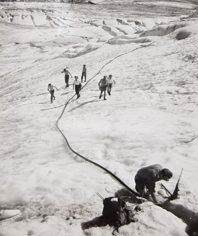 Members of the 1955 Cambridge Austerdalsbreen Expedition