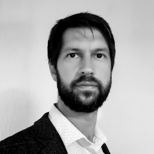 Professor Loyd McKnight