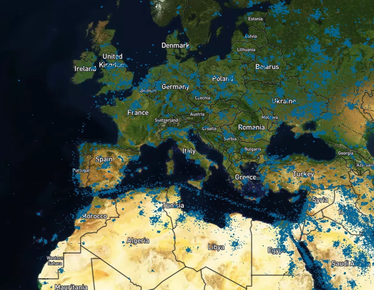 NO2 plume map showing shipping lanes and urban centres across Europe and North Africa
