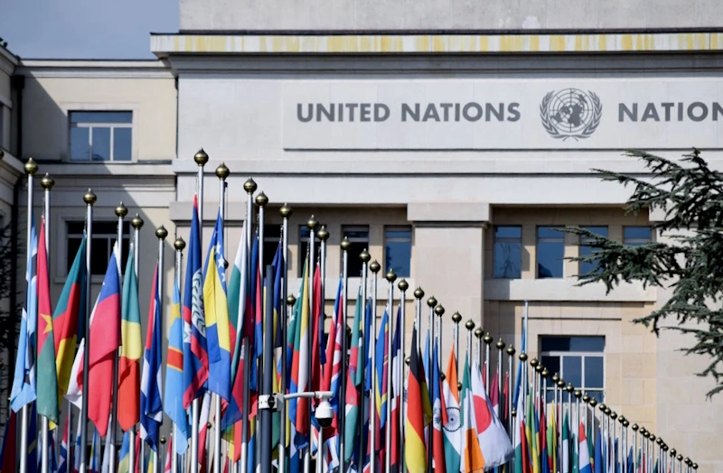 Flags outside the United Nations headquarters